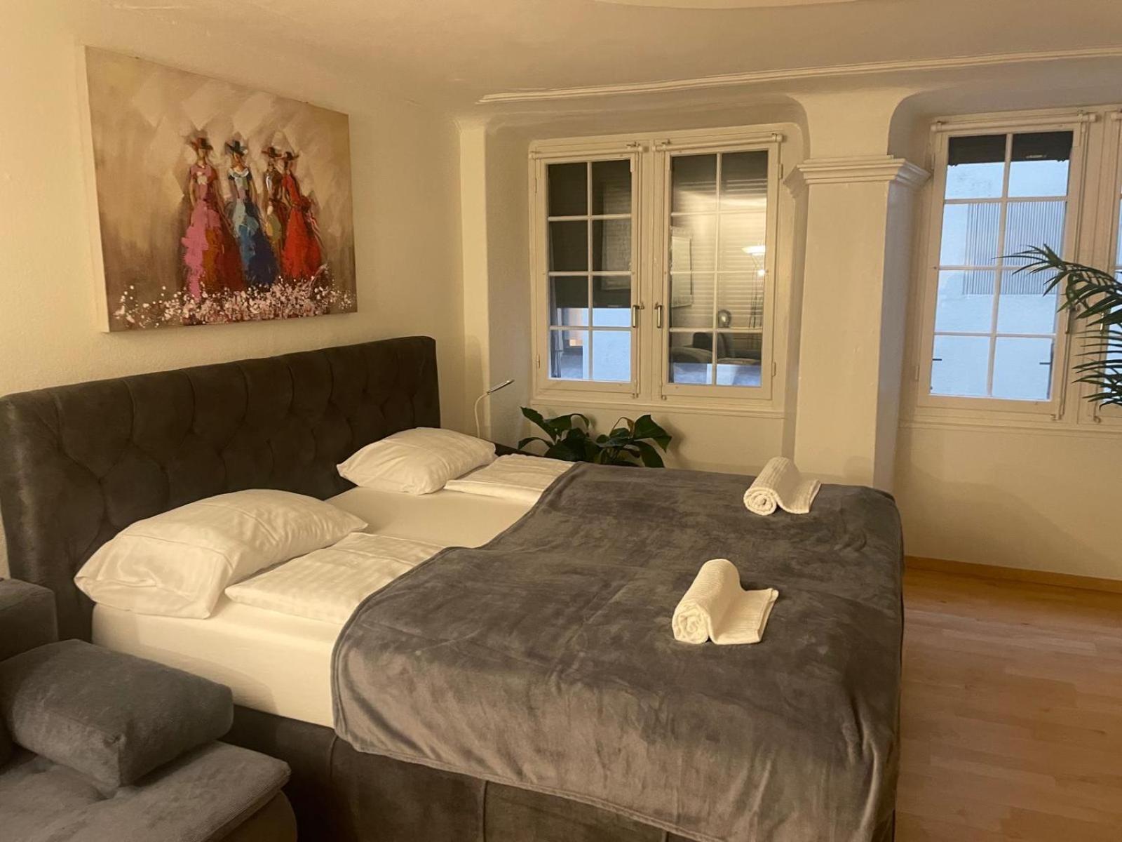 Hostel Bogota Цюрих Экстерьер фото